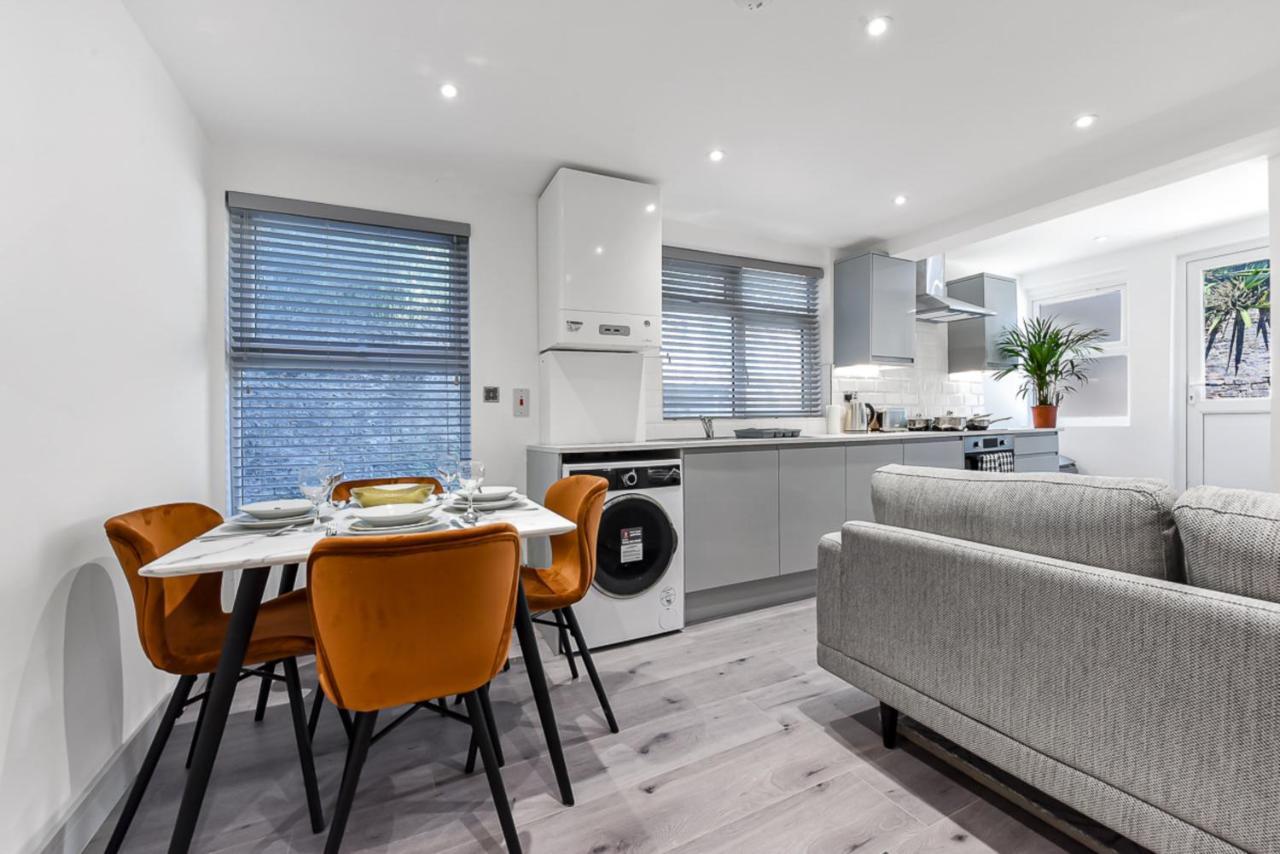 Lovely 2 Bedroom Apartment In Greater London Kültér fotó