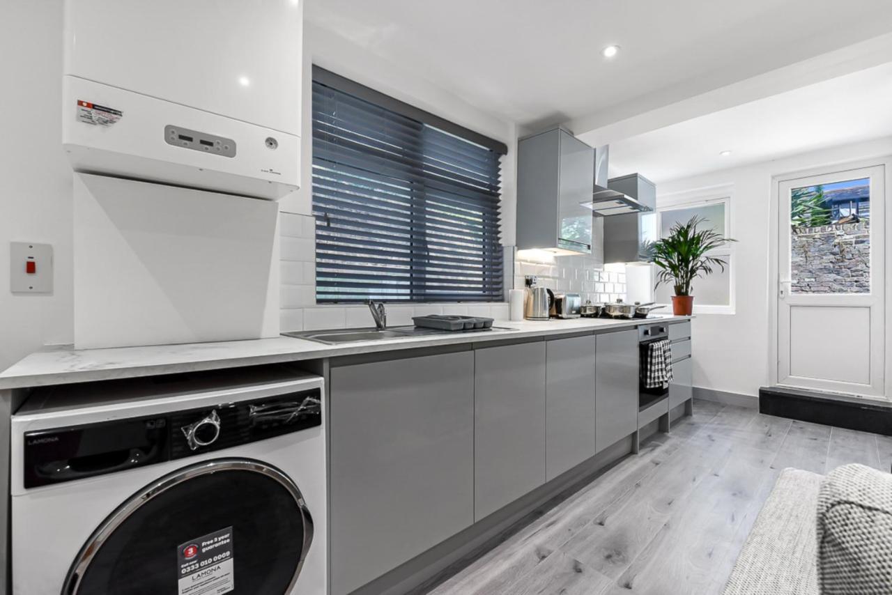 Lovely 2 Bedroom Apartment In Greater London Kültér fotó